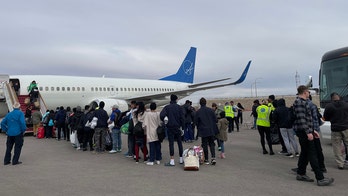 Texas begins flying migrants to sanctuary cities with first flight to Chicago